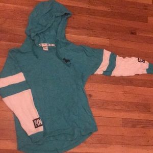 Pink rugby sweatshirt with hood